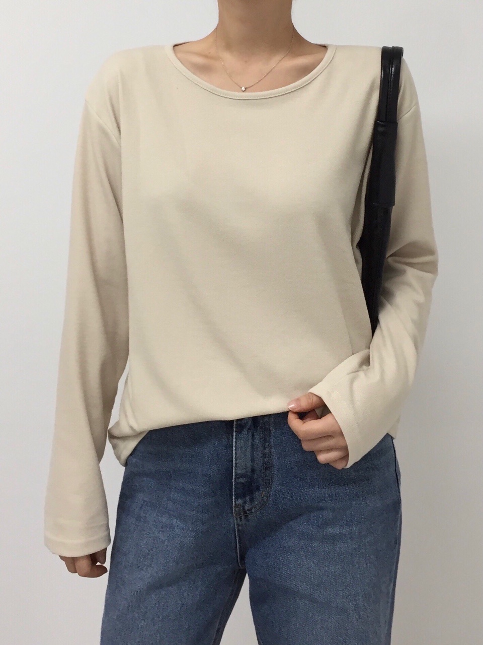 ラウンドネック長袖Tシャツ | 詳細画像16