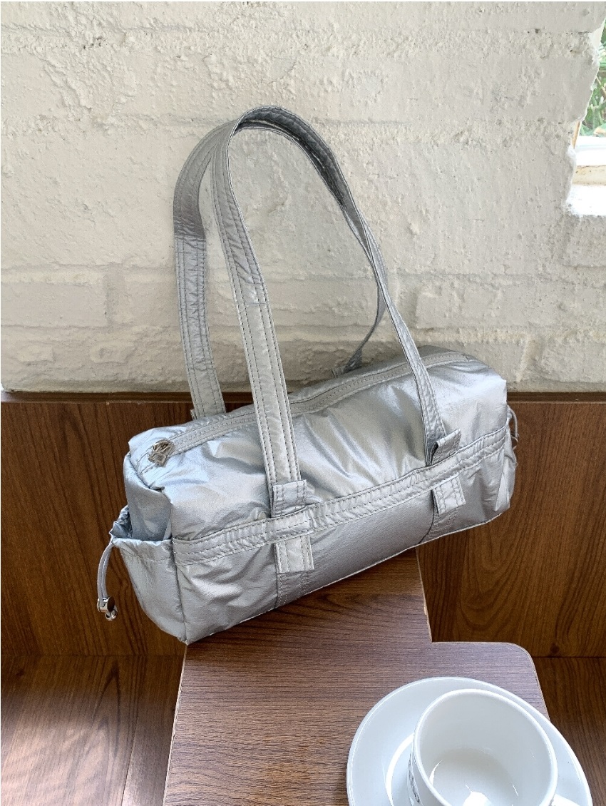 ドローコードポケットグロッシーバッグ | 詳細画像2