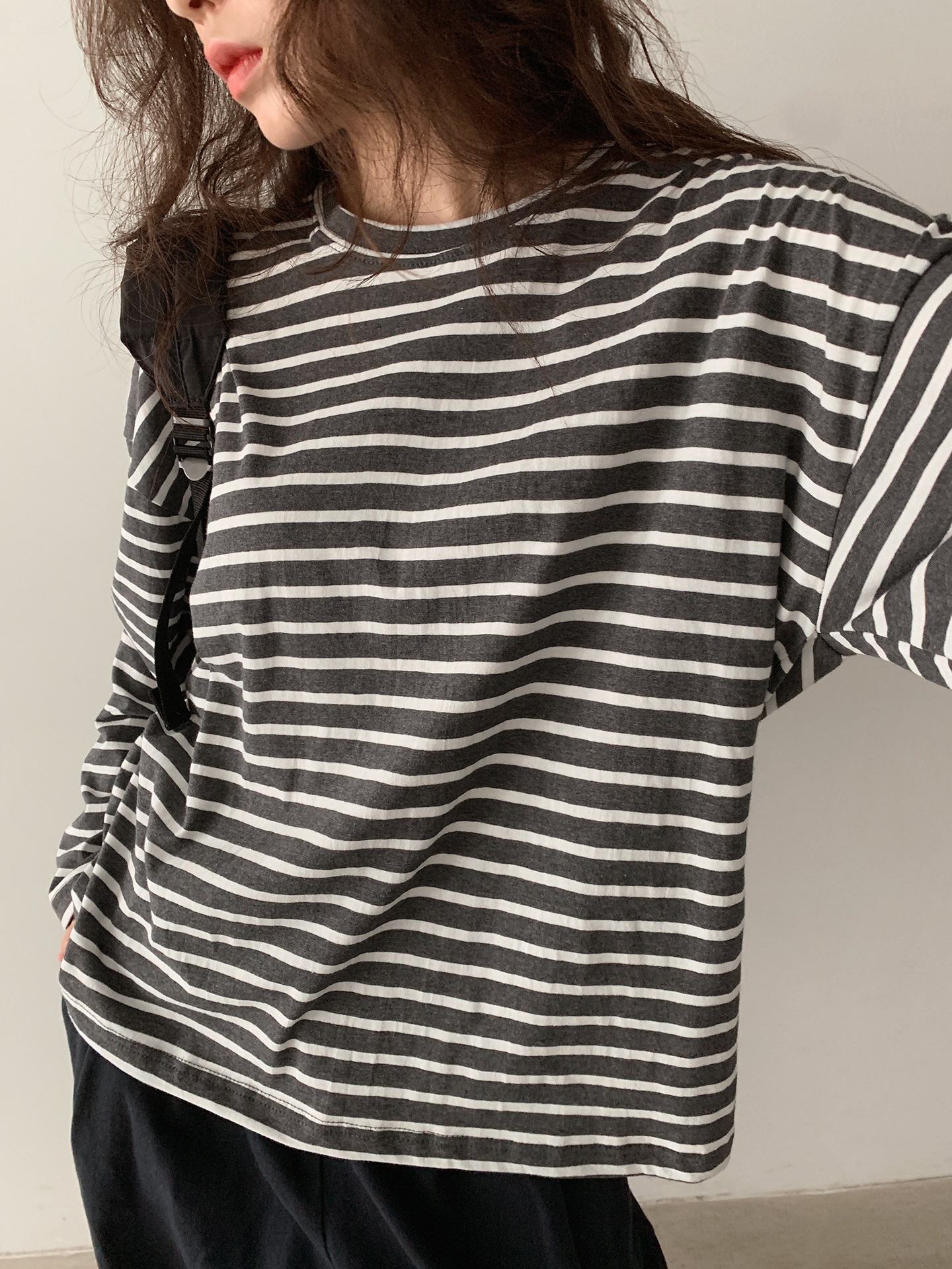 ボーダーラウンドネックルーズTシャツ | 詳細画像17