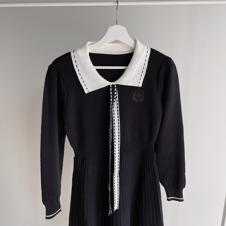 配色ステッチカラー刺繍プリーツニットワンピース | mirangmirang | 詳細画像14