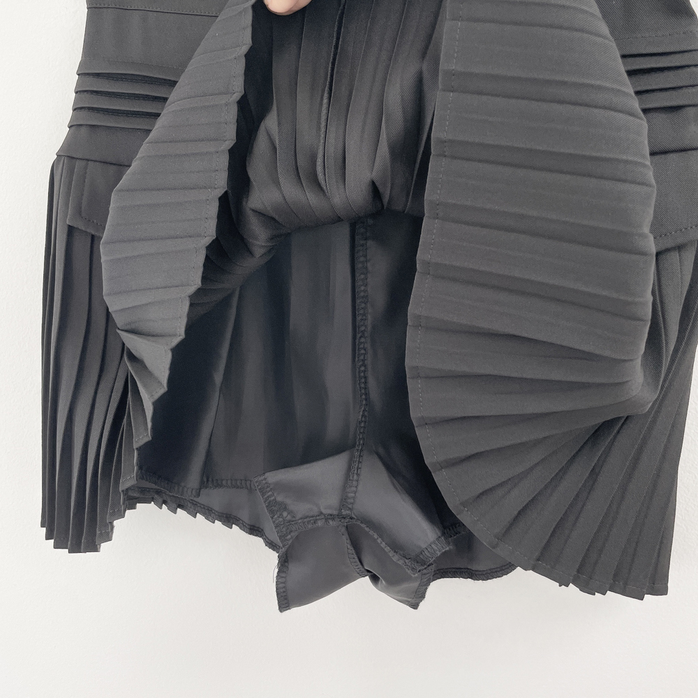 パンツ裏地ゴールドチャームプリーツミニスカート | 詳細画像18