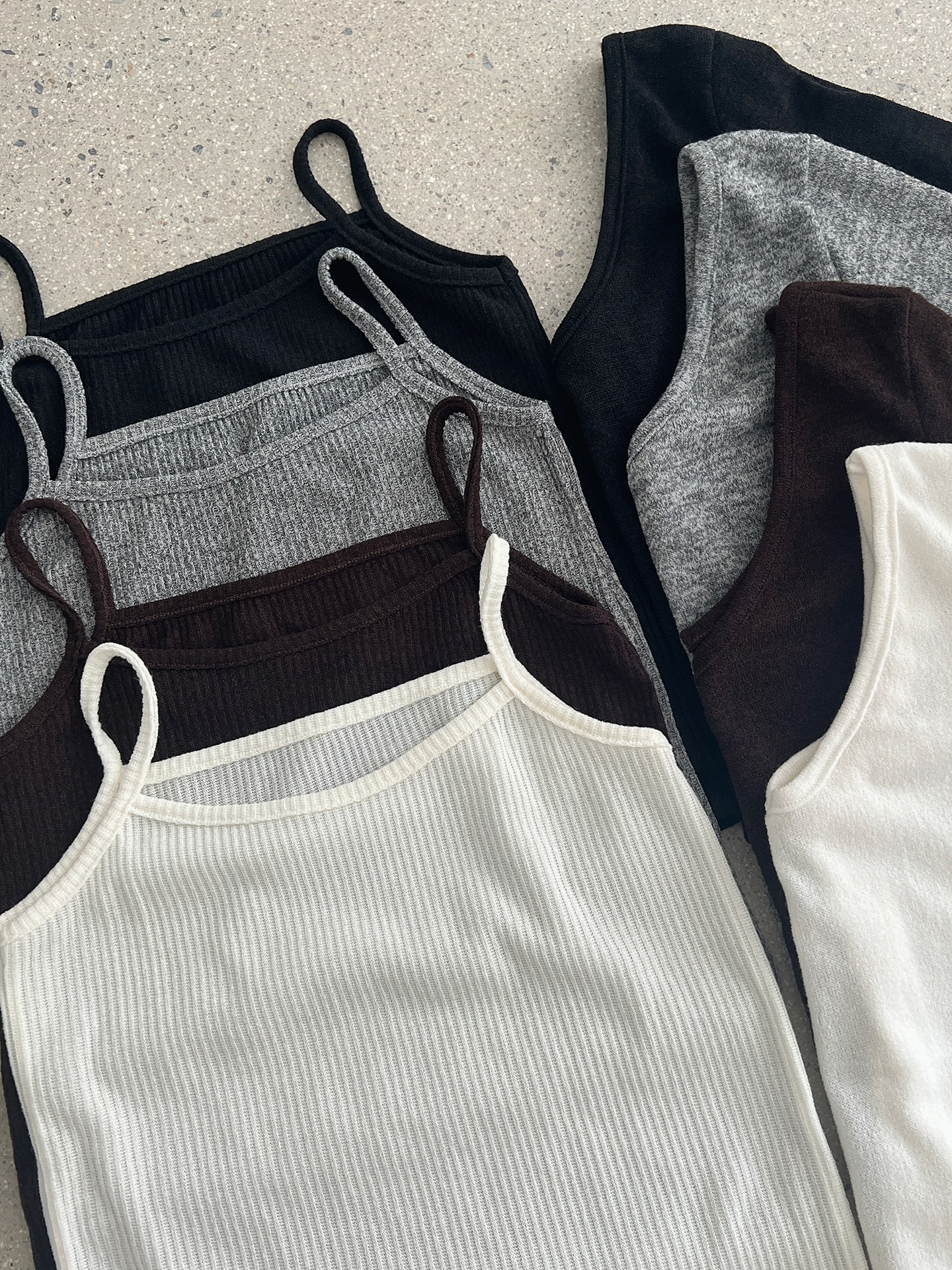 リブキャミソール&2WAY長袖VネックTシャツ | 詳細画像17