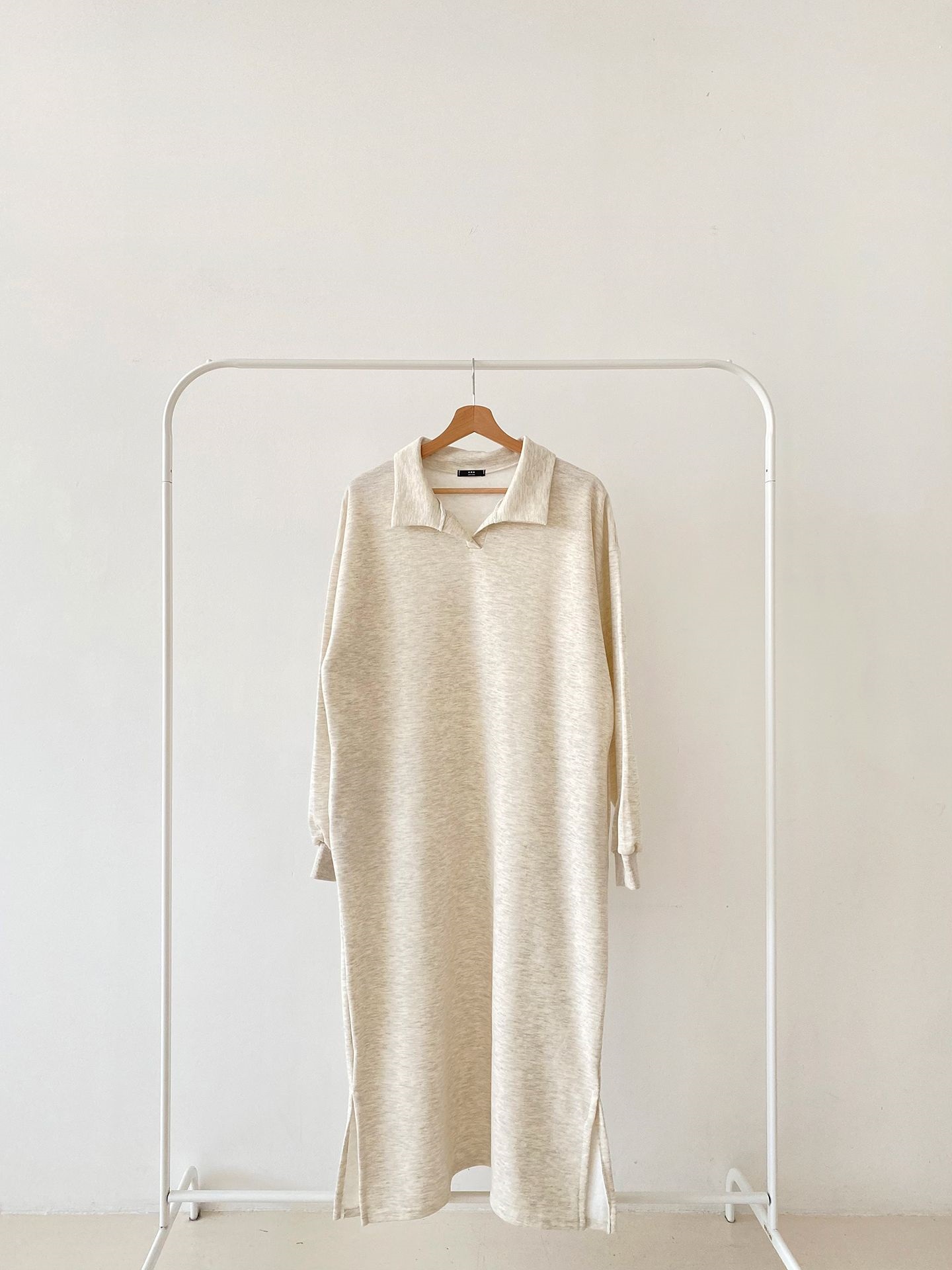 裏起毛スキッパースリットスウェットワンピース | 詳細画像21