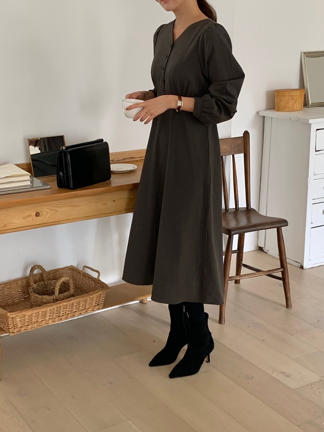 Vネックハーフくるみボタンリボンワンピース | 詳細画像6