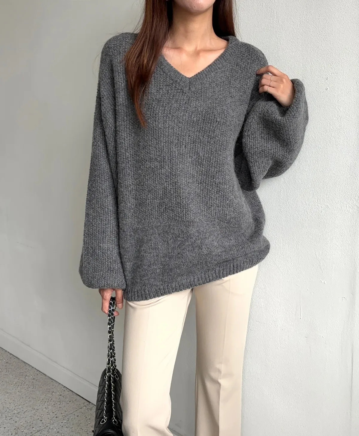 アルパカ混Vネックルーズニット | 詳細画像1