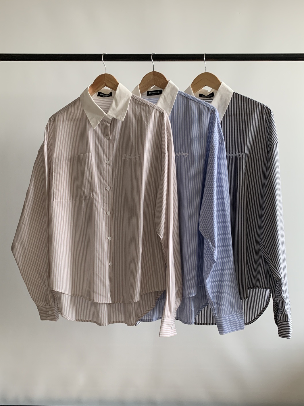 配色刺繍ロゴワンポケットストライプシャツ | 詳細画像4