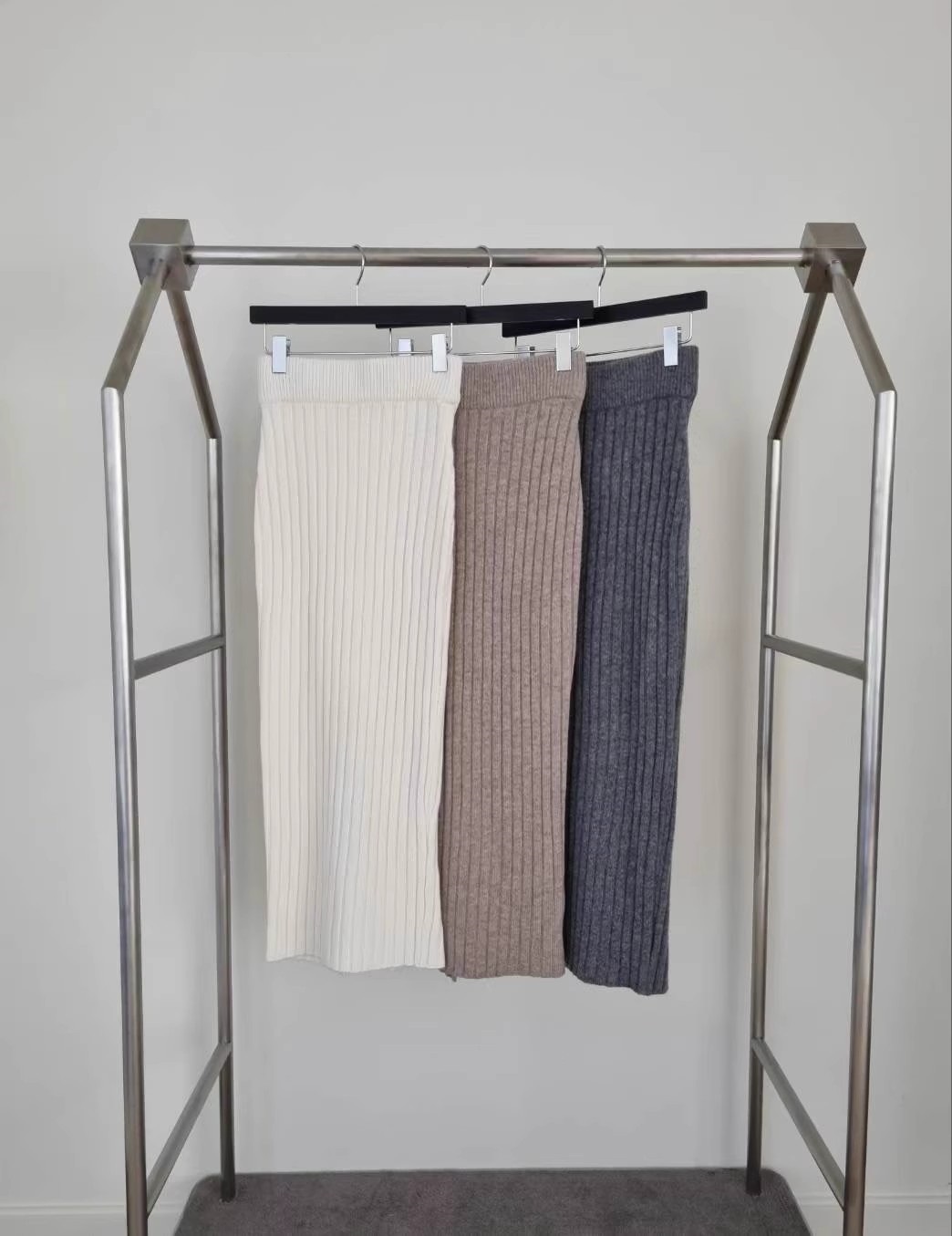 ダメージクロップドニット&スリットリブスカートSET | 詳細画像17