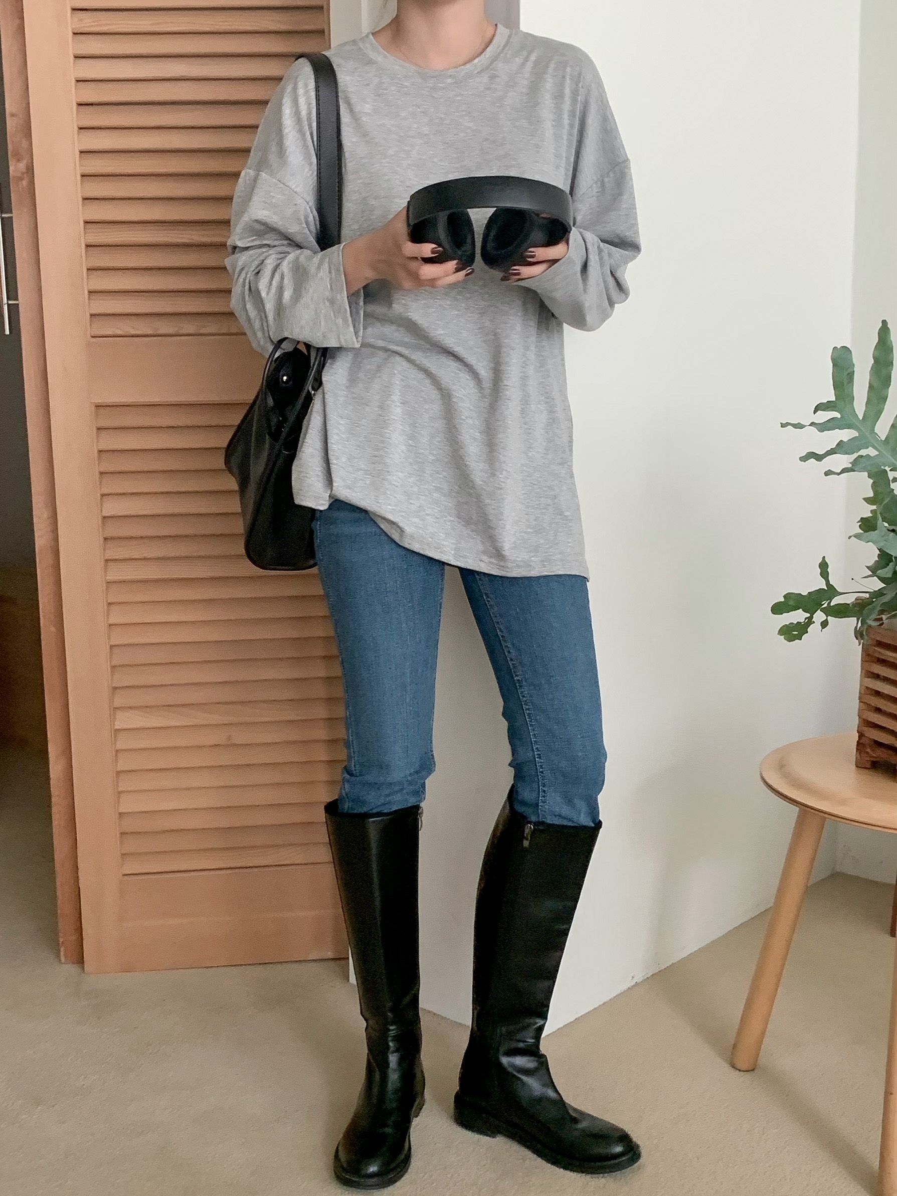 裏起毛ラウンドスリットルーズTシャツ | 詳細画像11