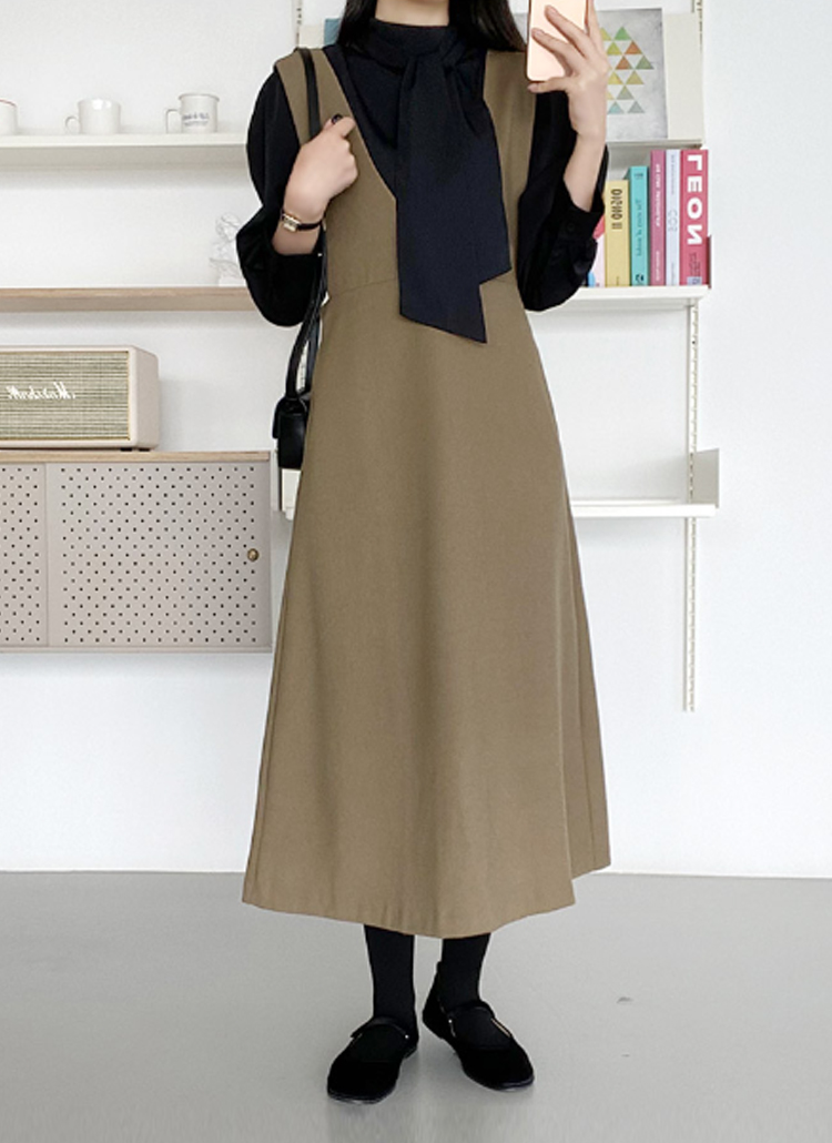 ノースリーブ Vネック フレアワンピース ディープVネックノースリーブフレアワンピース | レディース