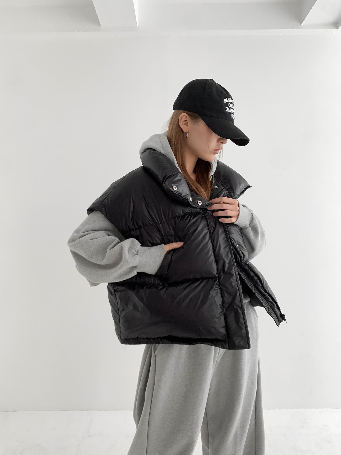 sheller FOX シェリエ フォックス フード付 ダウンベスト FREE sheller FOX シェリエ フォックス フード付 ダウンベスト FREE