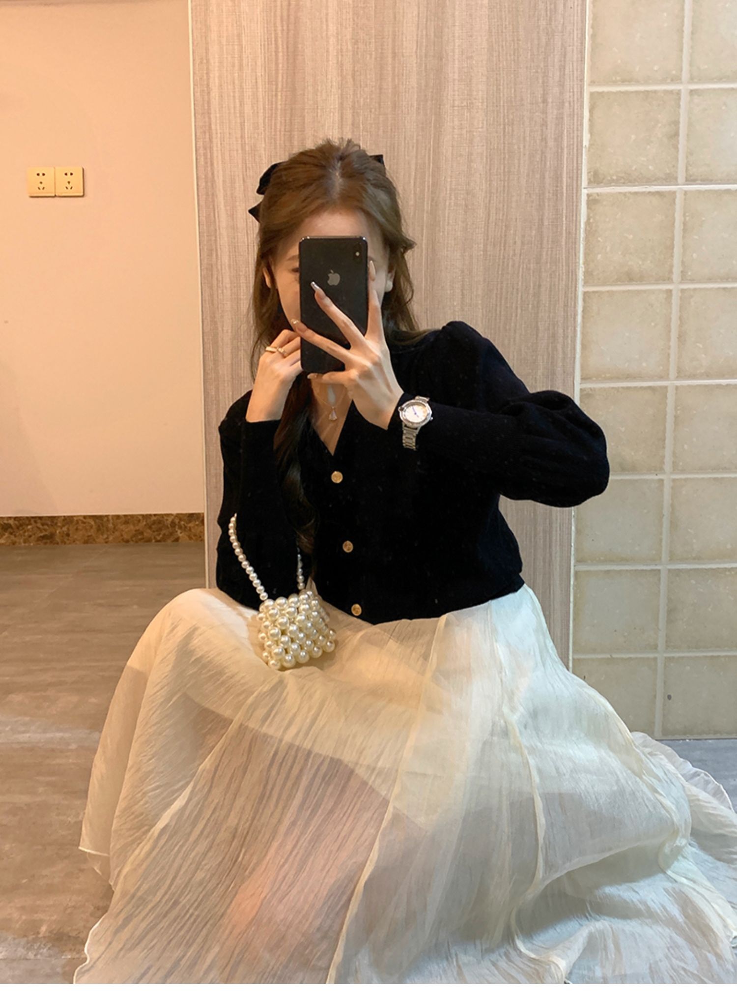 Vネックゴールドボタンパフカーディガン | 詳細画像9