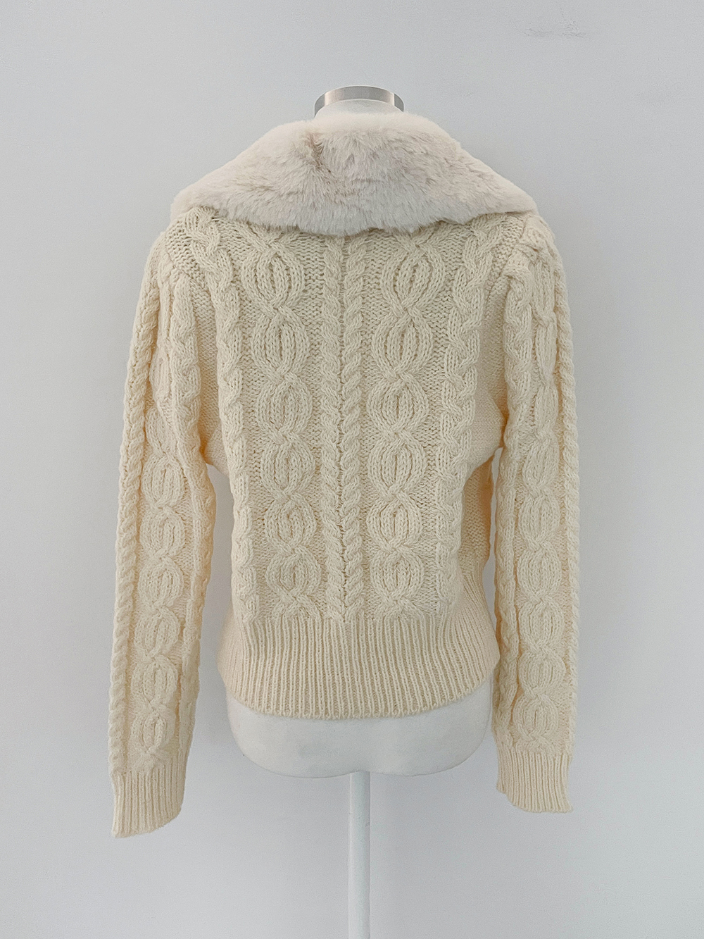 yonfa ニットケーブルカーディガン 楽天市場】インドネシアVネックケーブルニットカーディガン [C5517