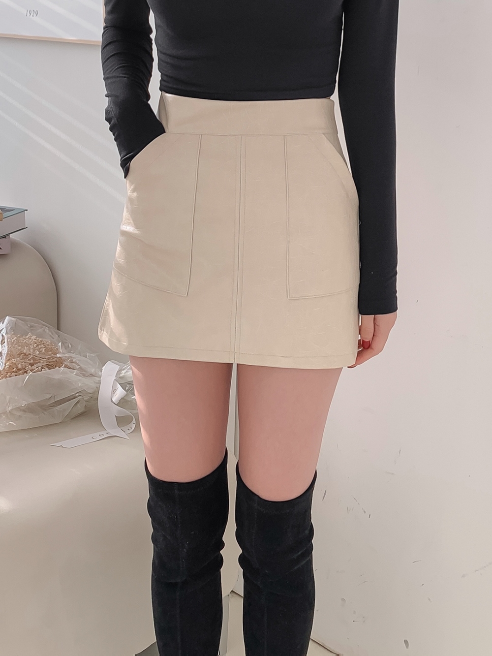 パンツ裏地ポケットレザー調ミニスカート | 詳細画像16
