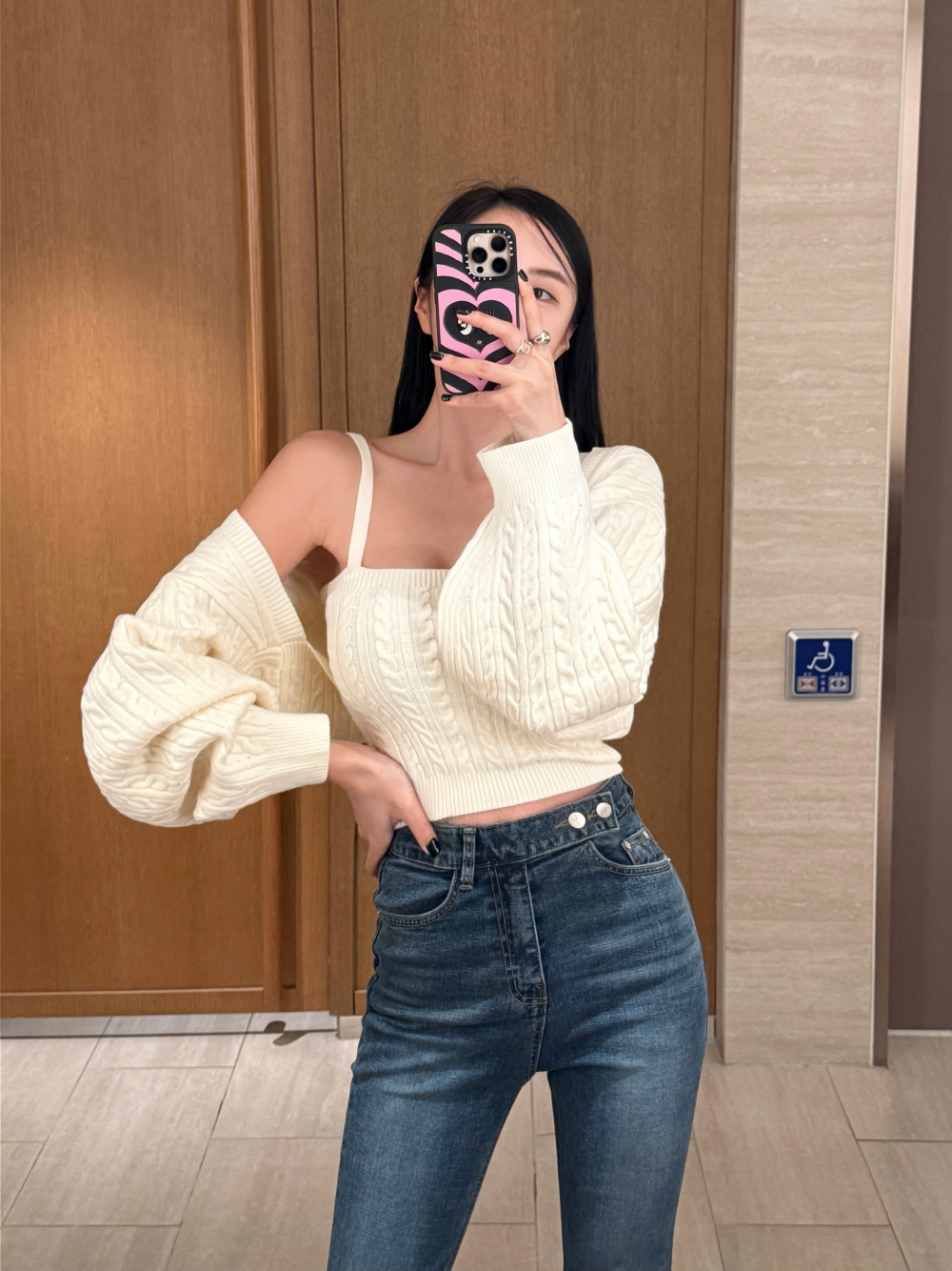 17 メゾンスペシャル カールヤーンアーム ボレロ ビスチェ ニット 黒 セール】Curl Yarn Short Length Sleeveless Knit Tops/カールヤーン