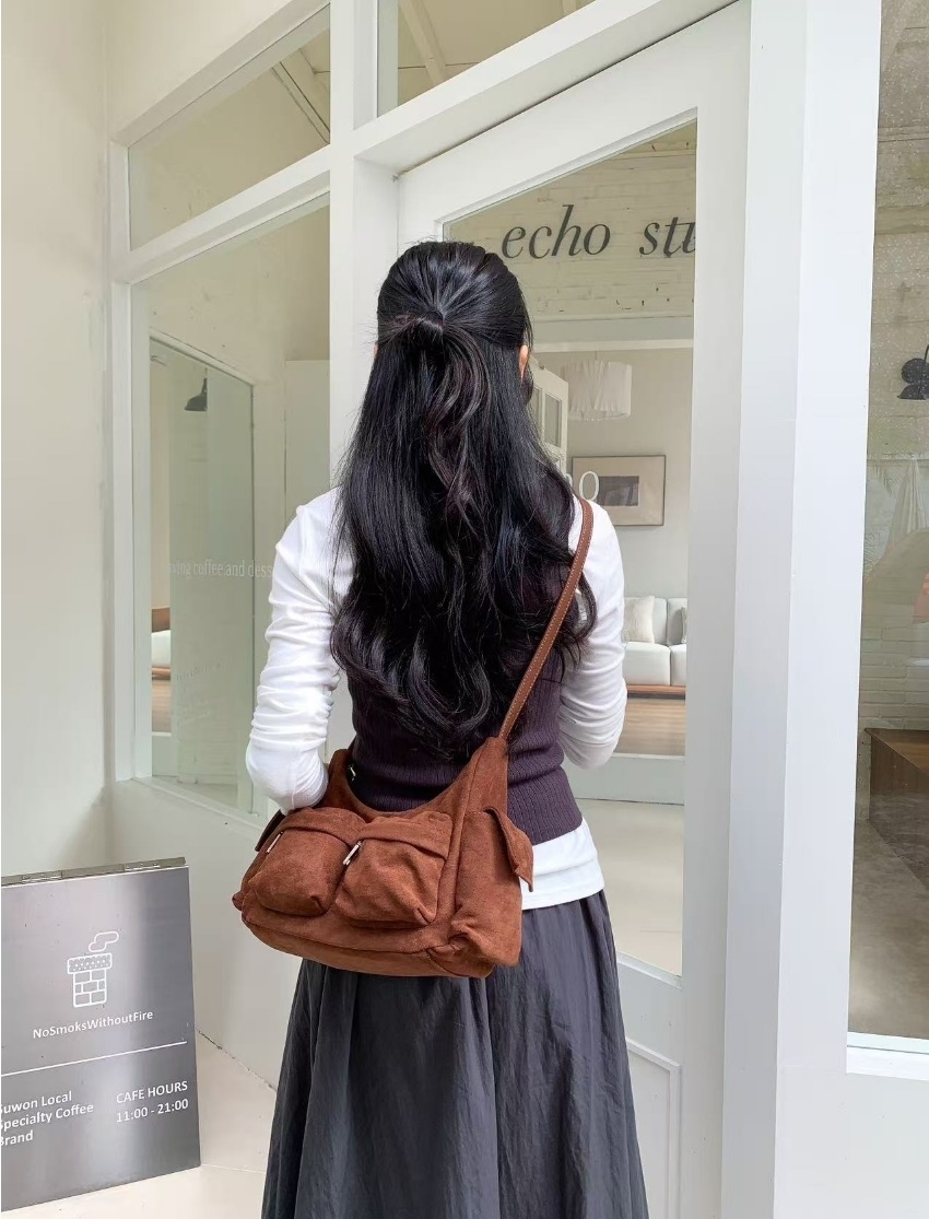 スエード調ジップポケットショルダーバッグ | 詳細画像9