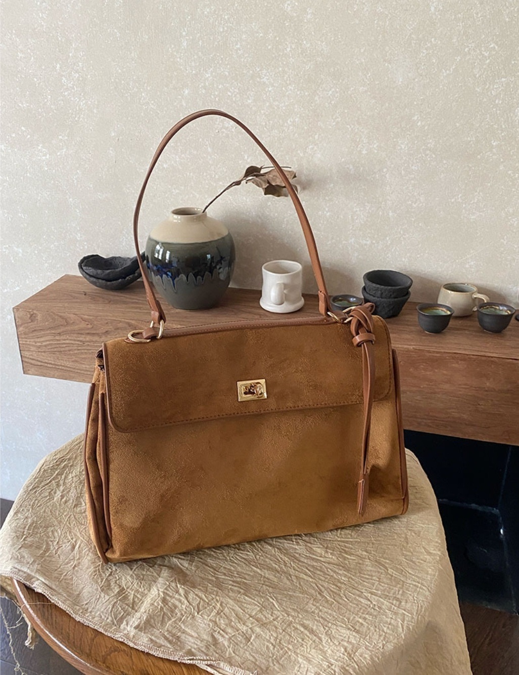 タグ付2WAYスエード調バックルフラップバッグ | 詳細画像14