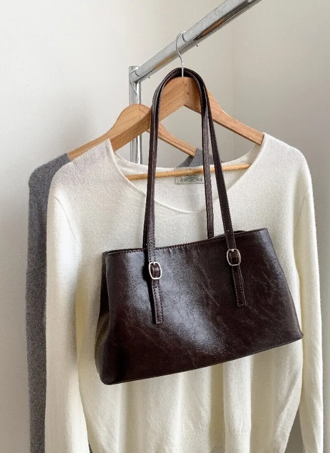 バックルハンドル台形バッグ | 詳細画像1