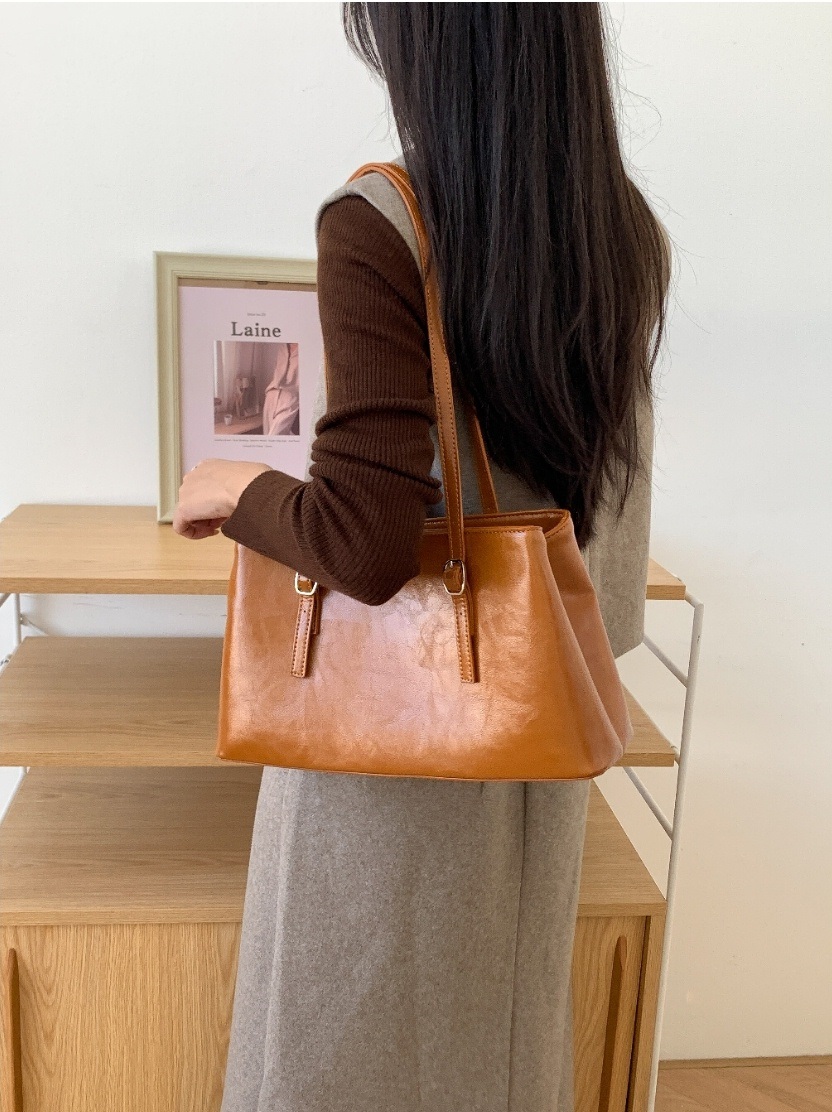 バックルハンドル台形バッグ | 詳細画像3