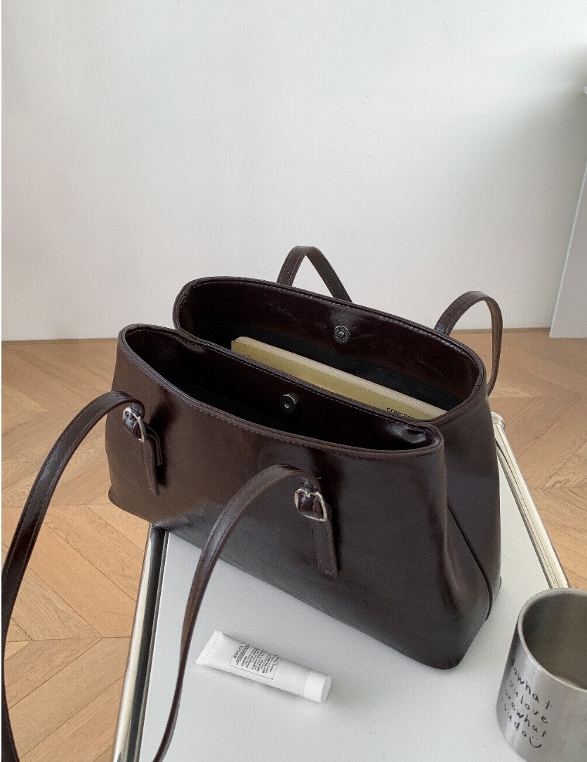 バックルハンドル台形バッグ | 詳細画像7