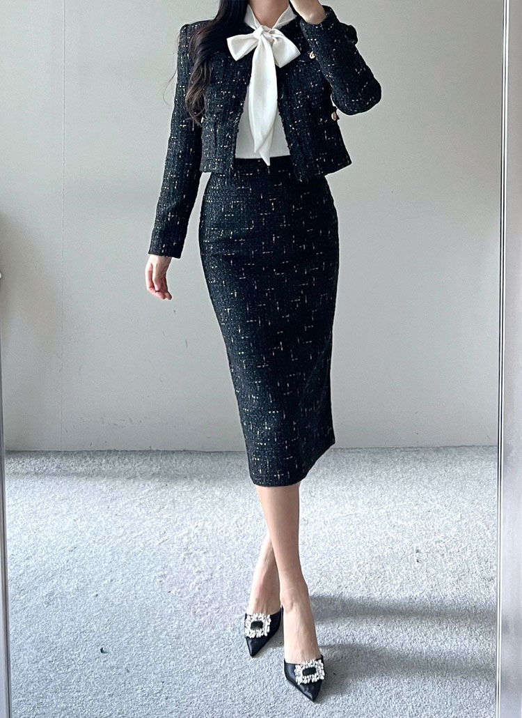 ゴールドボタンフリンジツイードジャケット&IラインスカートSET