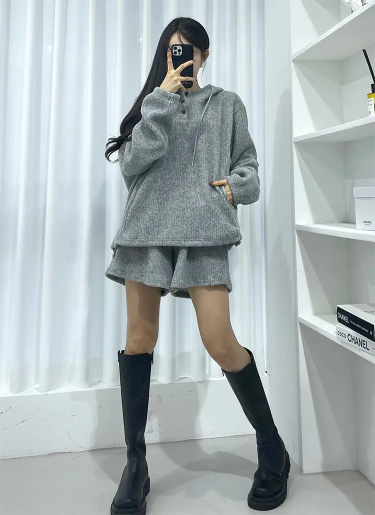 ハーフボタンフードドロストリブスウェット&ショートパンツSET | 詳細画像1