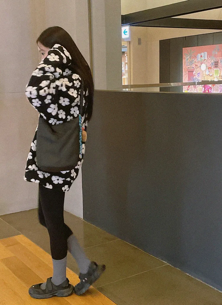 花柄ハーフジップボアオーバースウェット | naturalmind | 詳細画像1