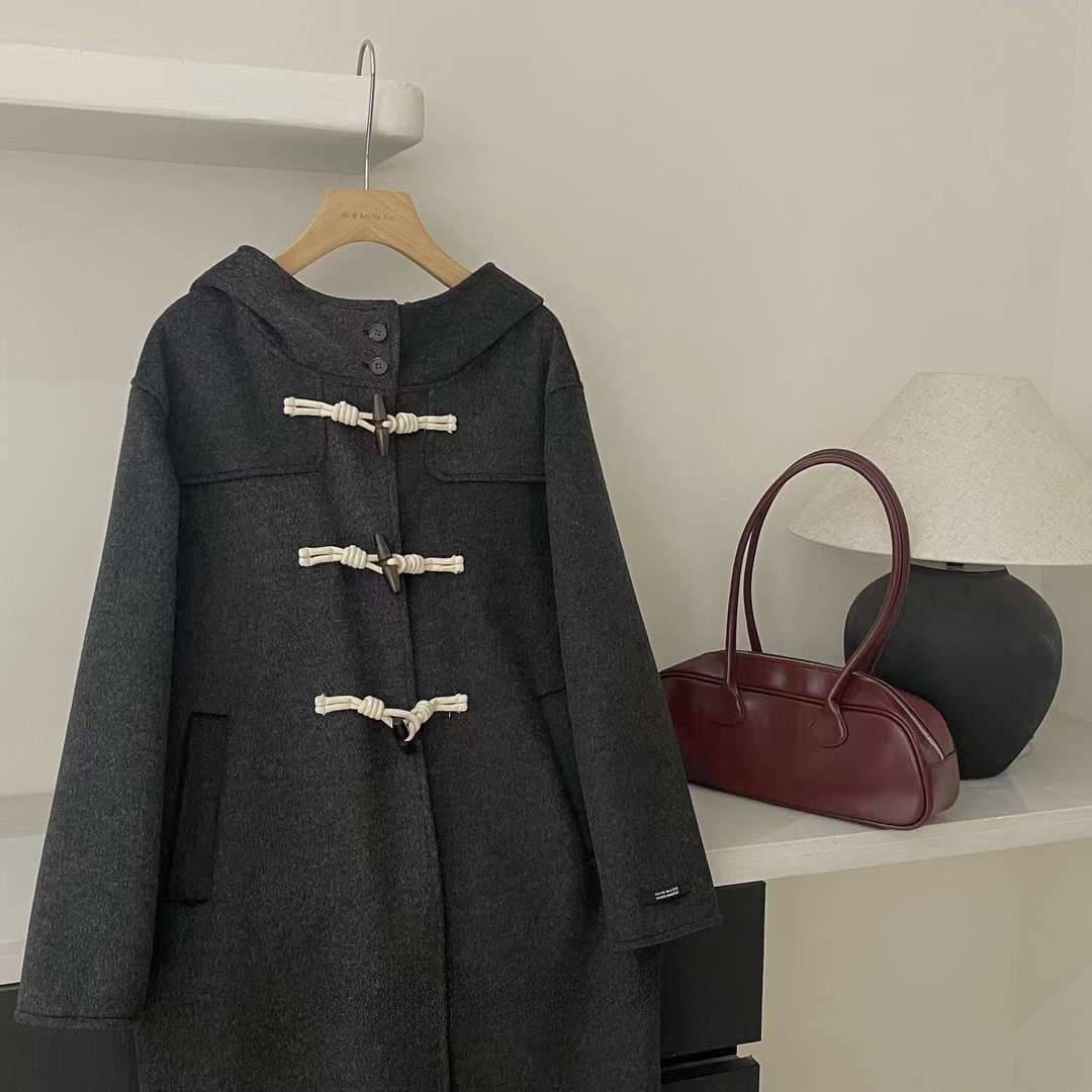 ウール混ネックボタンダッフルロングコート | レディース