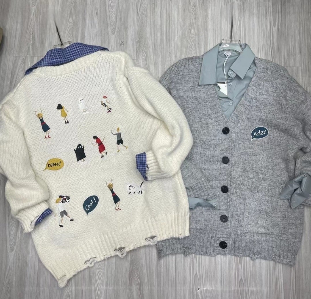 バック刺繍ダメージVネックカーディガン | レディースファッション通販