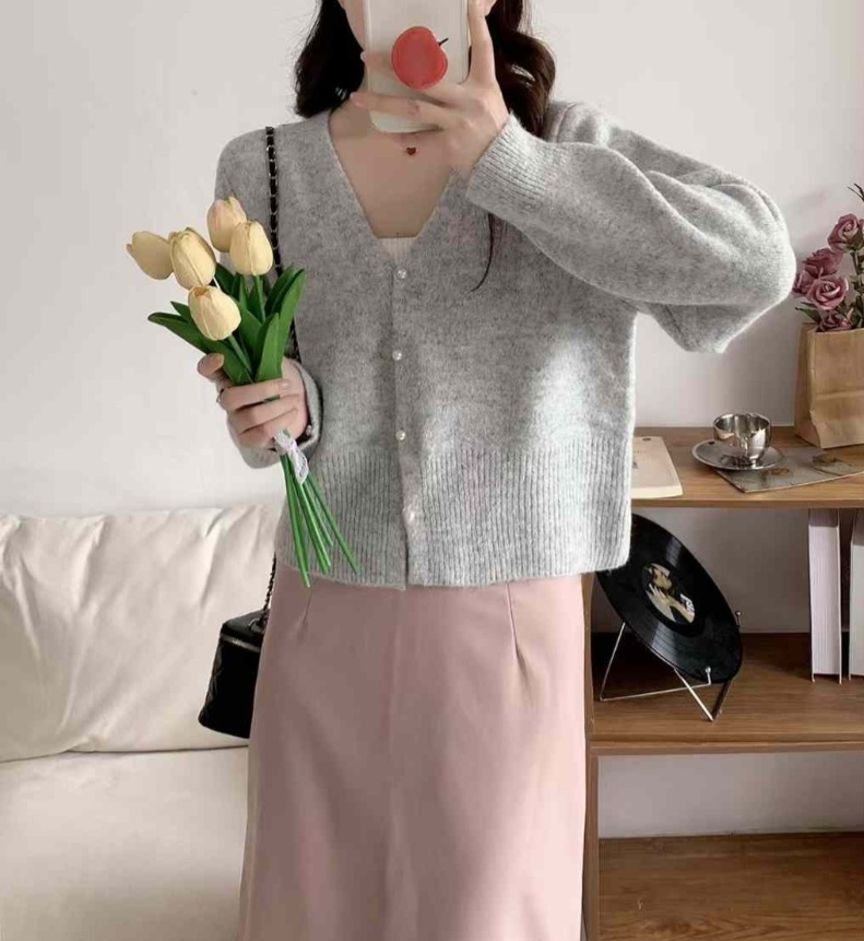 パール調ボタンVネックカーディガン | 詳細画像5