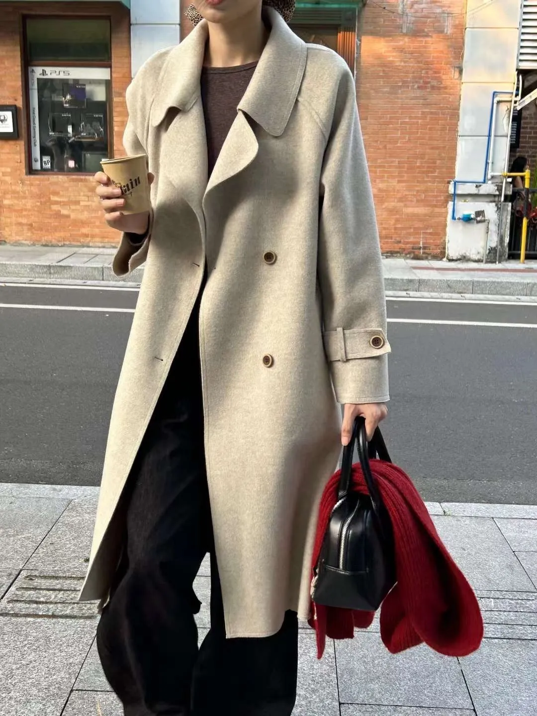 ストラップ付ウールバックボタンダブルロングコート | レディース 