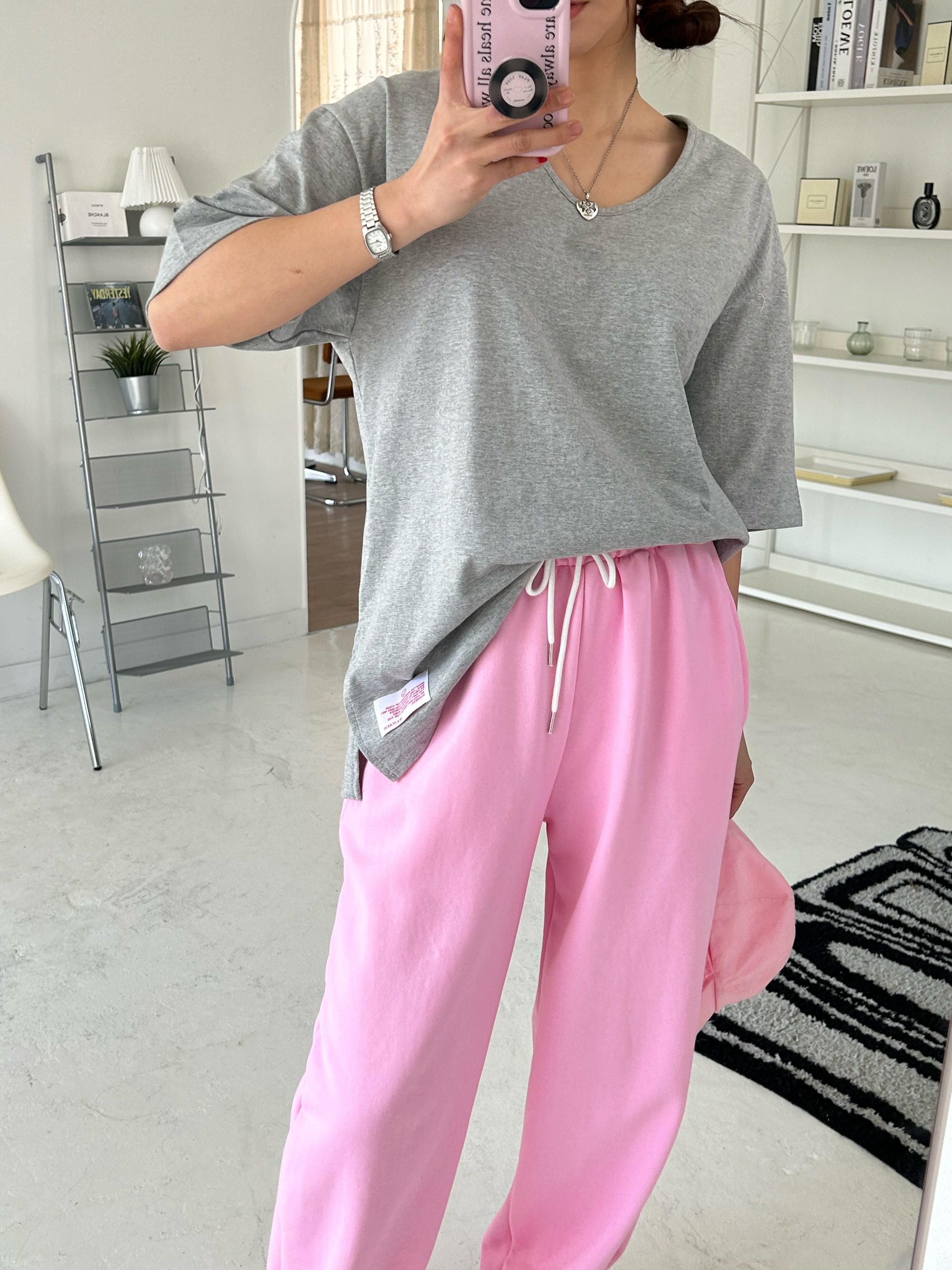 レッドレタリングパッチUネック半袖Tシャツ | 詳細画像7