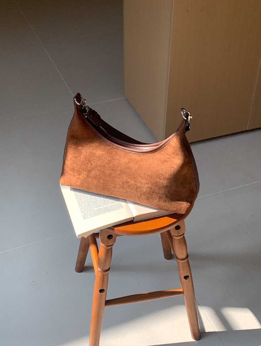 レザー調ハンドルエコスエード台形バッグ | 詳細画像12