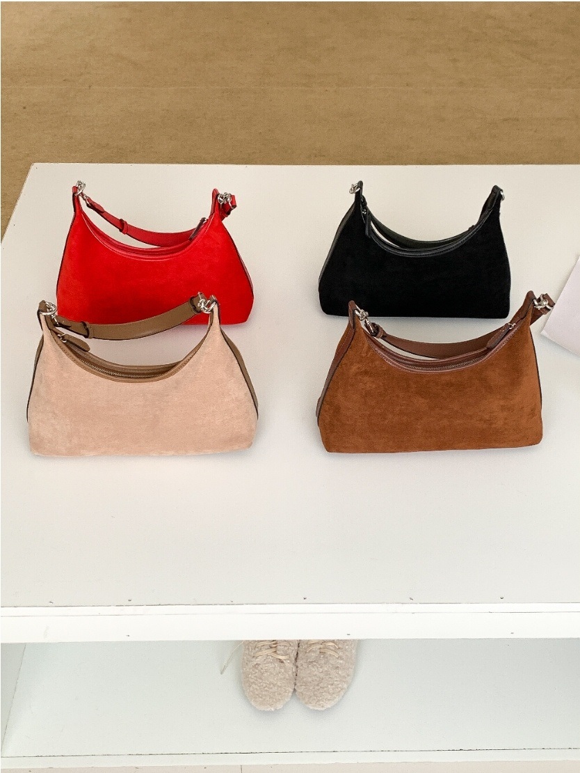 レザー調ハンドルエコスエード台形バッグ | 詳細画像16