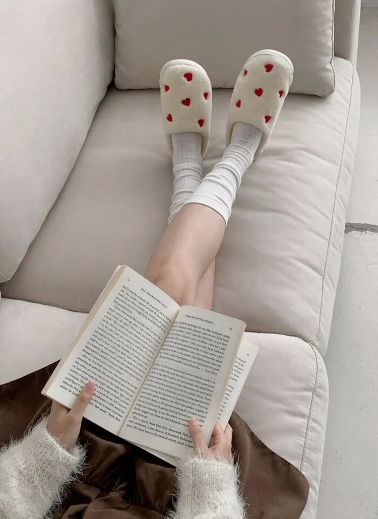 ハート刺繍エコファーミュール | theselfie | 詳細画像1