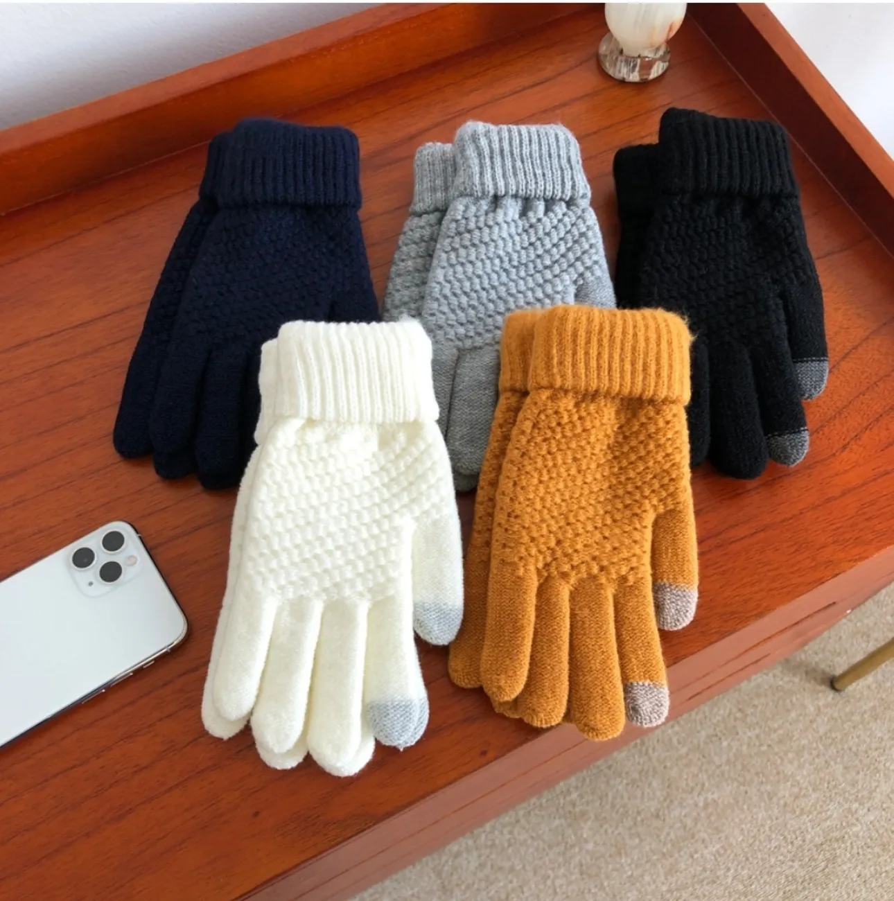 *スマホ対応*エンボスニット手袋 | 詳細画像1