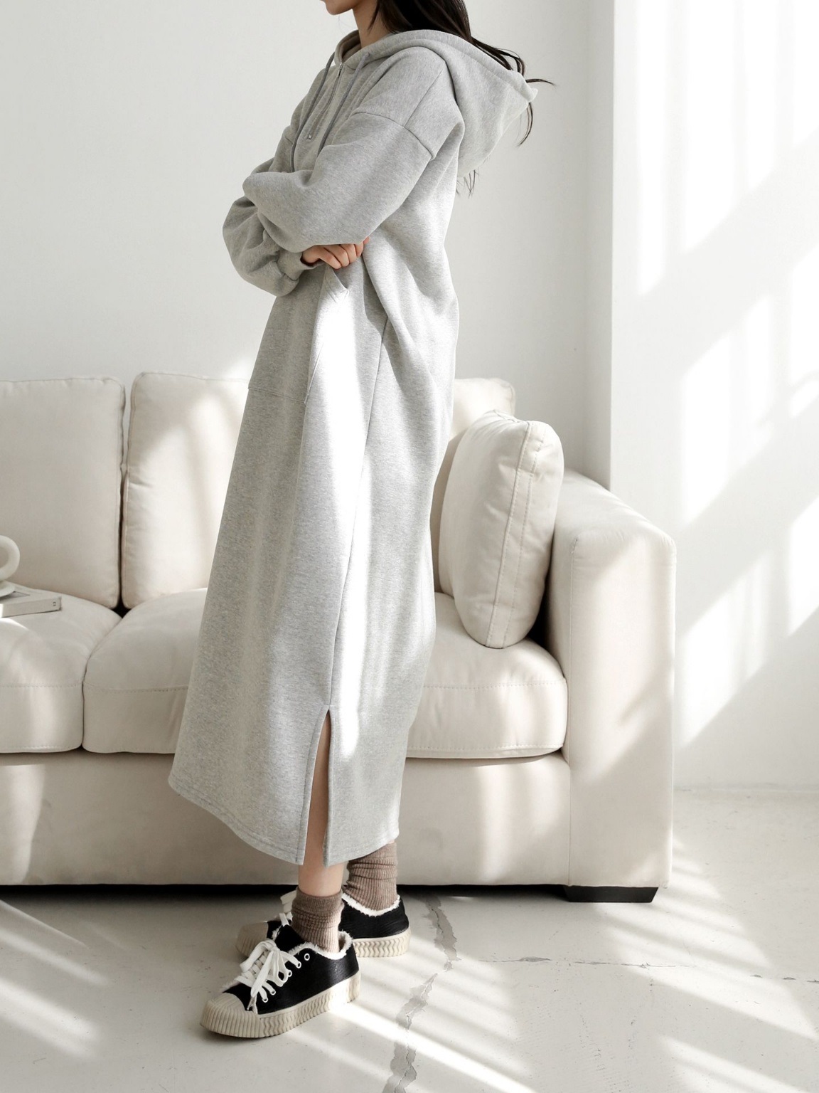 裏起毛ハーフジップマフポケパーカーワンピース | レディース