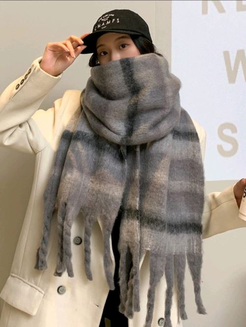 YOMIURI VERDY マフラー フリンジ付き カラフルフリンジポンポンソフトマフラー | レディースファッション