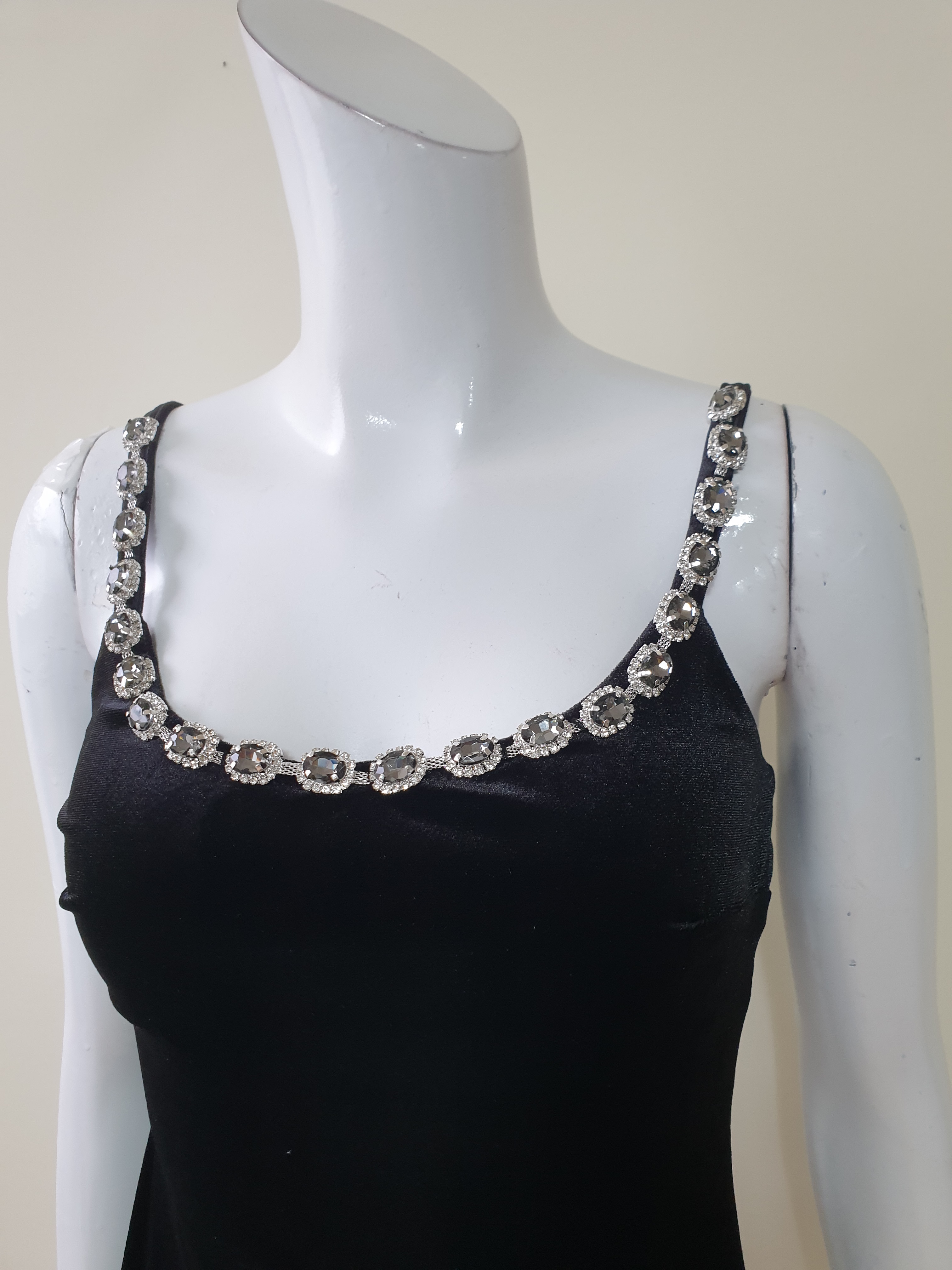 ビジューネックベロアタイトキャミワンピース | 詳細画像10