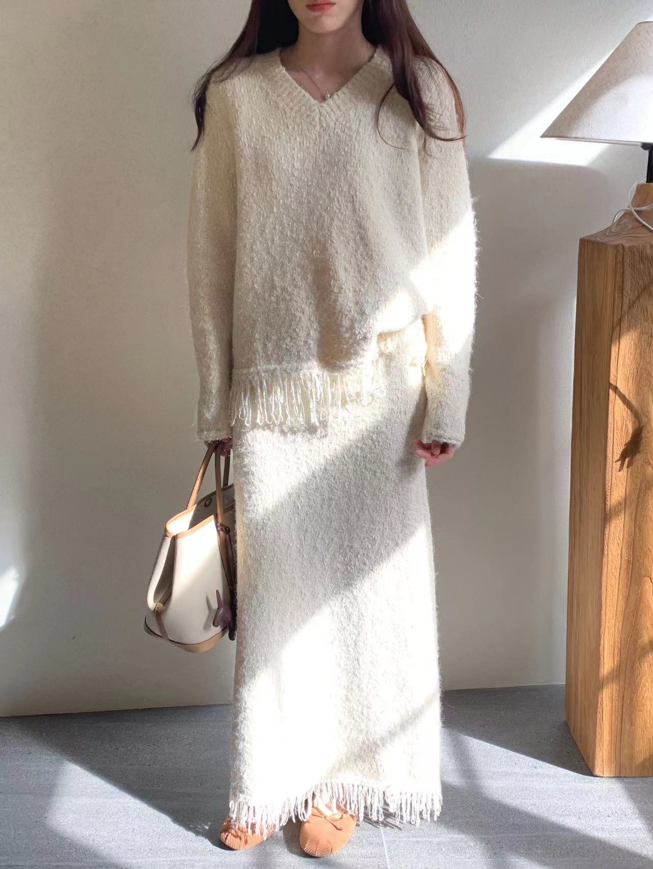 ストラップ付ウール混フリンジVネックニット&スカートSET | 詳細画像2