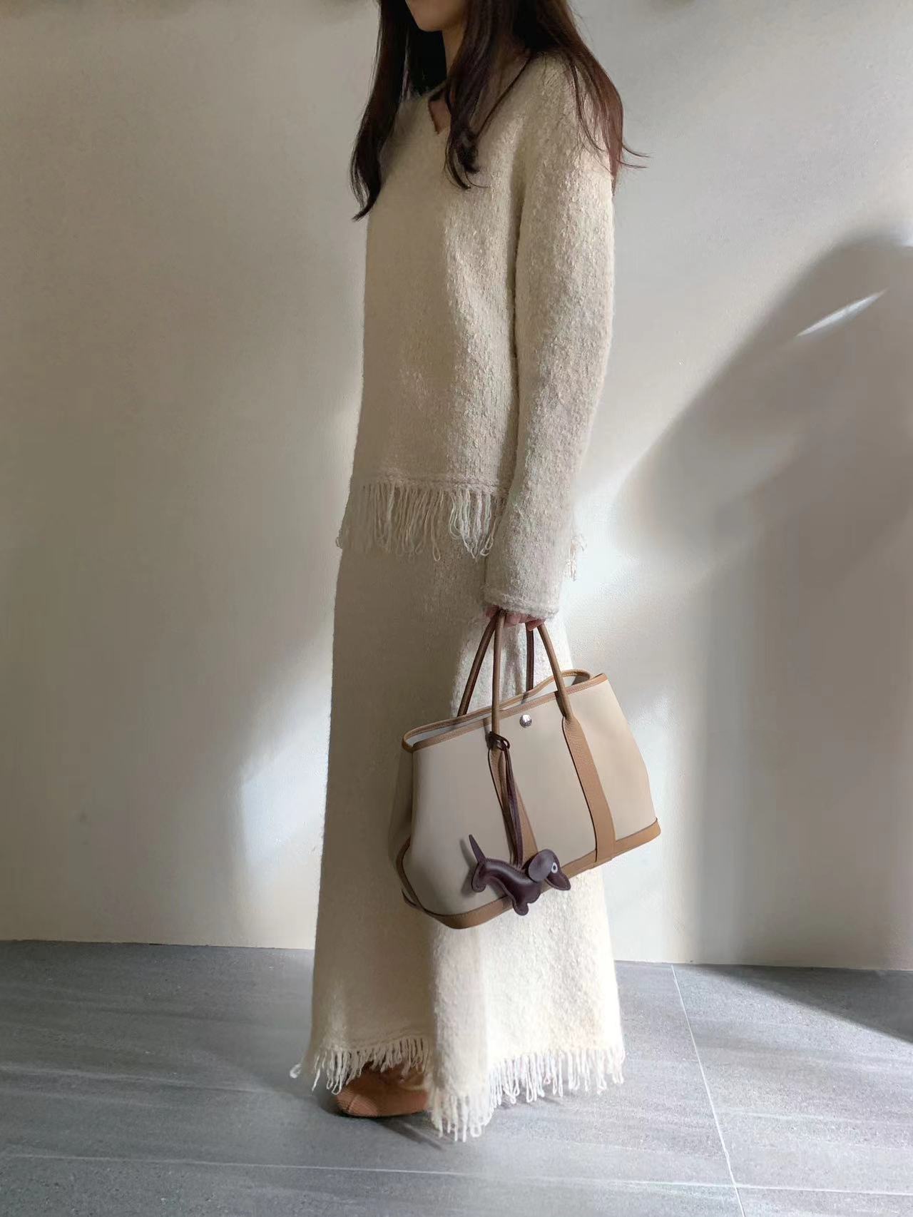 ストラップ付ウール混フリンジVネックニット&スカートSET | 詳細画像3