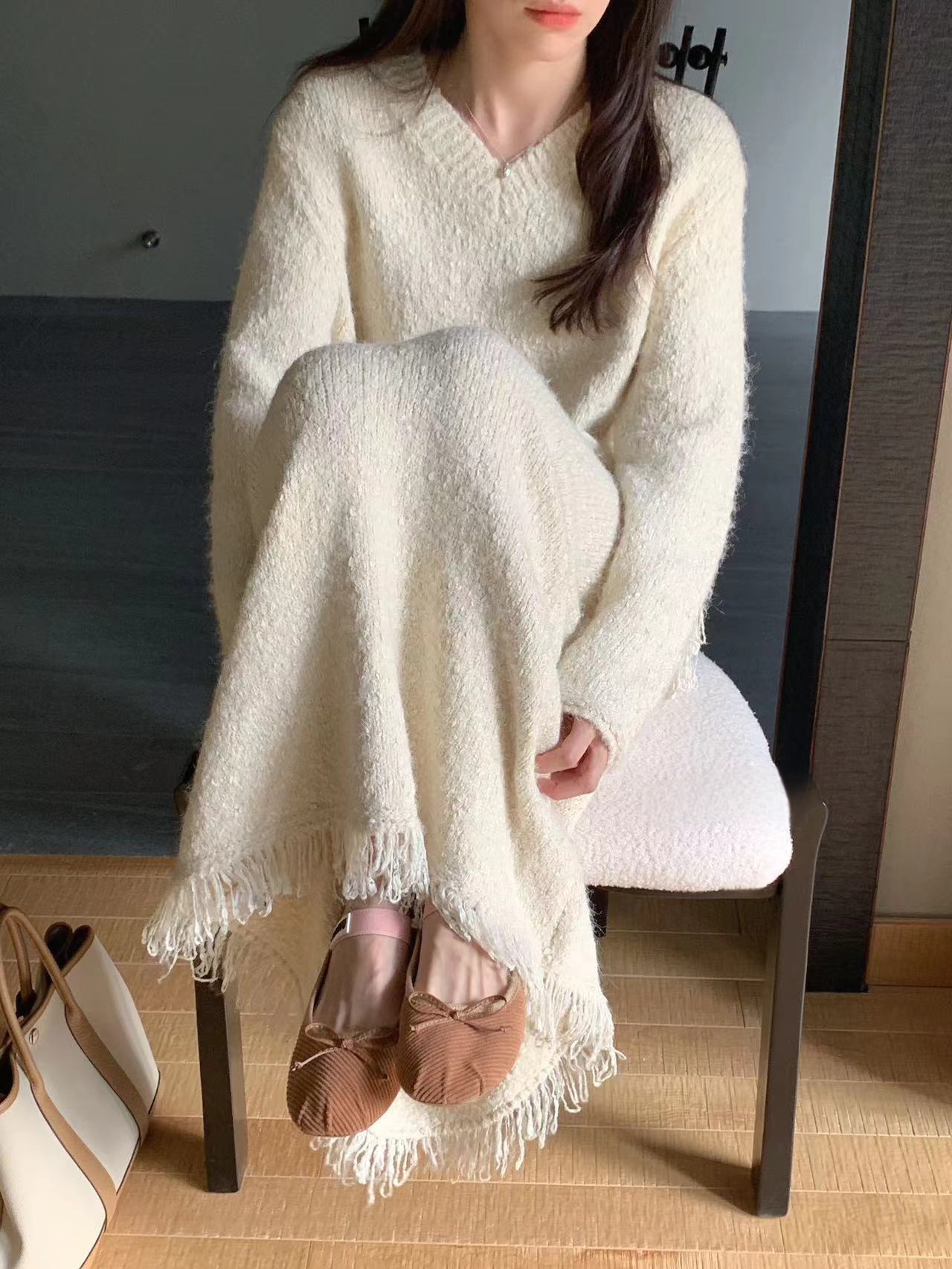 ストラップ付ウール混フリンジVネックニット&スカートSET | 詳細画像7