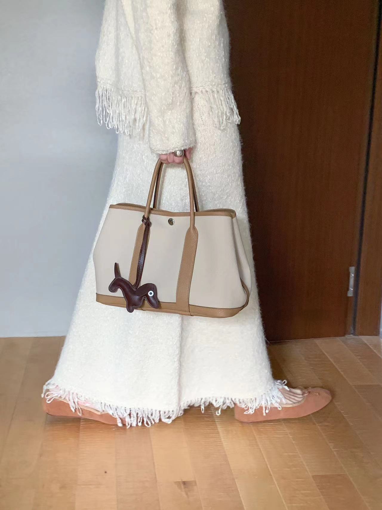 ストラップ付ウール混フリンジVネックニット&スカートSET | 詳細画像8