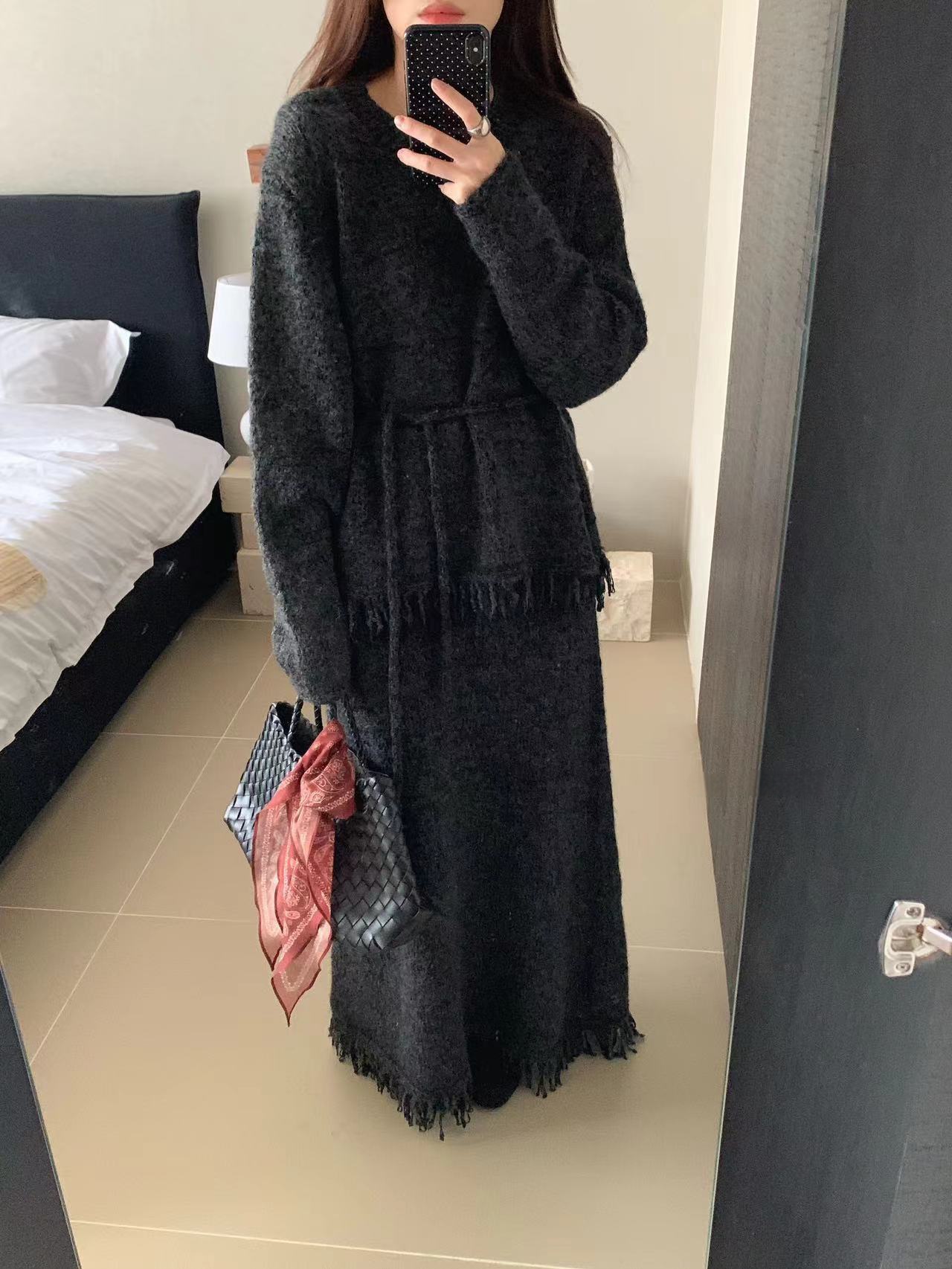 ストラップ付ウール混フリンジVネックニット&スカートSET | 詳細画像12