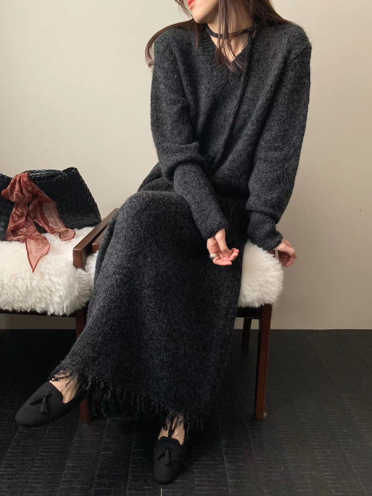 ストラップ付ウール混フリンジVネックニット&スカートSET | 詳細画像18