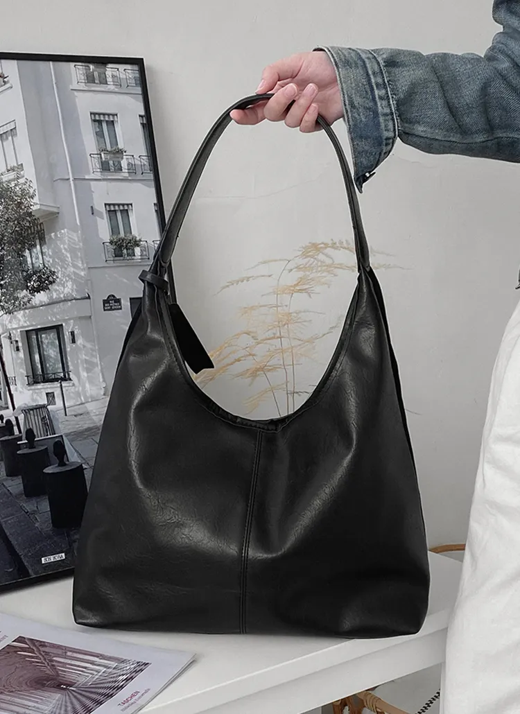 2WAYブラックカーブバッグ | cream creme | 詳細画像1