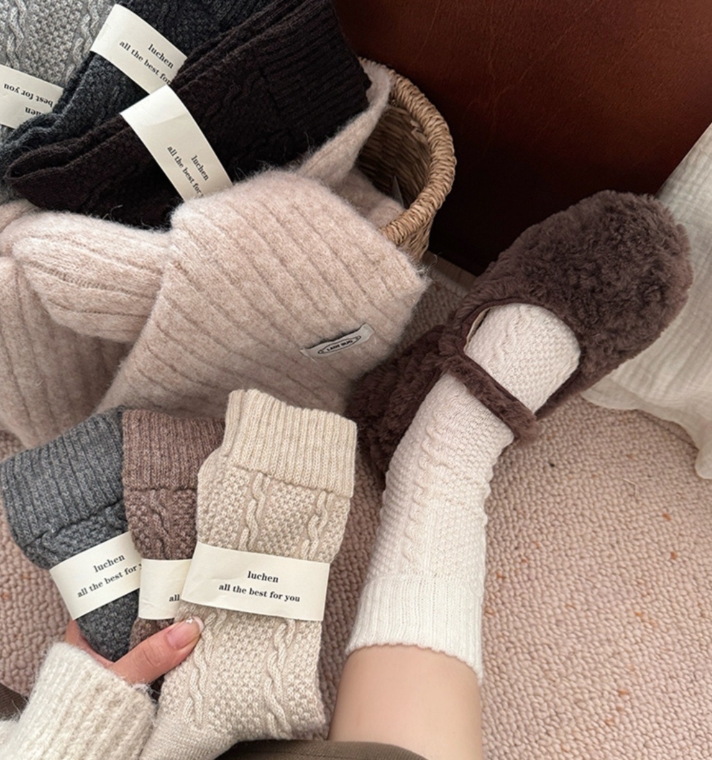 アンゴラ混ケーブルニットソックス | 詳細画像2