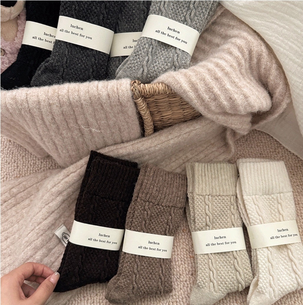 アンゴラ混ケーブルニットソックス | 詳細画像4