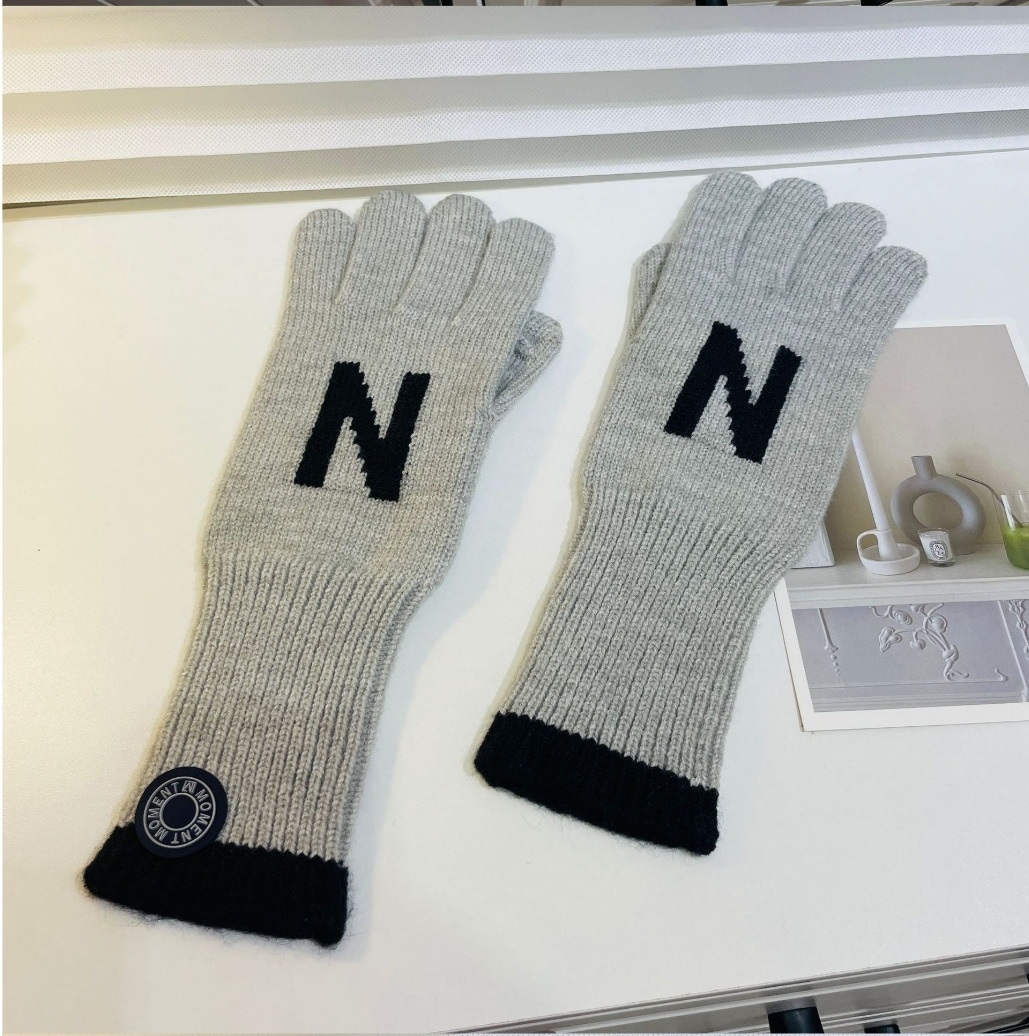 *スマホ対応*ウール混Nロゴ配色ニット手袋 | 詳細画像10