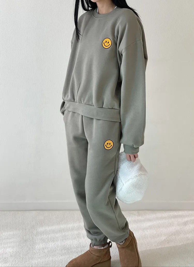 裏起毛スマイルスウェット&ジョガーパンツSET | 詳細画像1