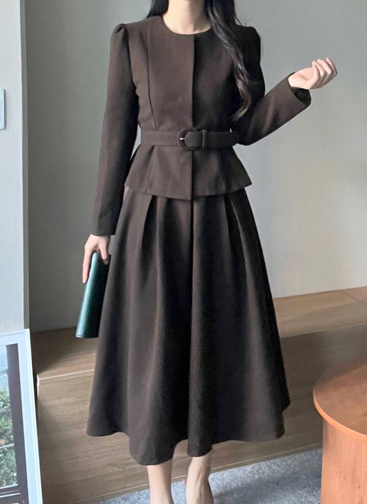 ベルト付ラウンドネックジャケット&フレアスカートSET | レディース